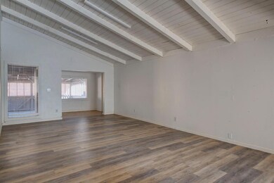 10317 Blackwell Rd, Central Point, OR 97502 - photo 6