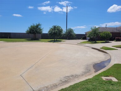 622 Shoreside Dr, Richmond, TX 77469 - photo 2