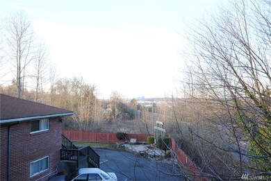 13560 37th Ave S unit 30, Tukwila, WA 98168 - photo 3