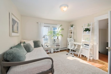 160 Spruce St unit 160, Watertown, MA 02472 - photo 4