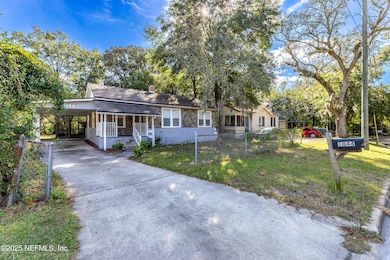 1044 Alderside St, Jacksonville, FL 32208 - photo 4