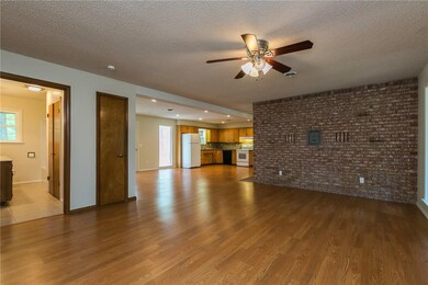 14863 Dogwood Ln, Bella Vista, AR 72715 - photo 6