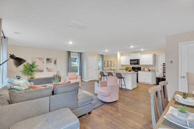 03 - Great Room + Kitchen 02