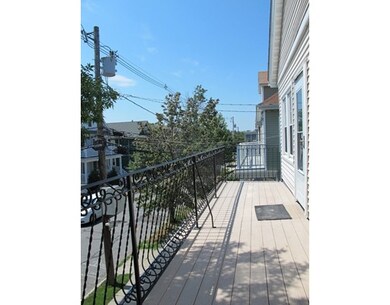 13 Thorndike St unit 2, Arlington, MA 02474 - photo 3