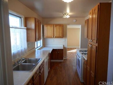 Yards of  Counter top space