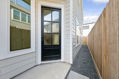 946 Judiway St, Houston, TX 77018 - photo 4
