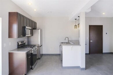 43 Railroad St unit 502, Woonsocket, RI 02895 - photo 6