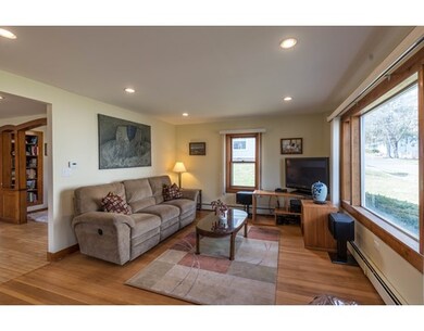 32 Liberty St, Florence, MA 01062 - photo 4