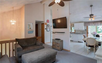 124 King Phillip St, Portsmouth, RI 02871 - photo 5