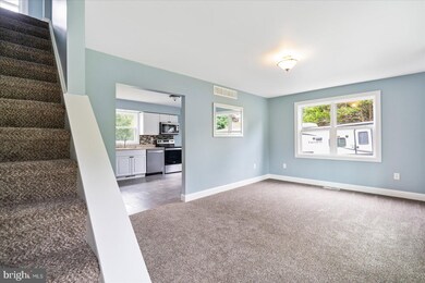 105 Henry Ave, Sykesville, MD 21784 - photo 3