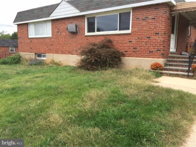 606 Turf Ln, Conshohocken, PA 19428 - photo 2