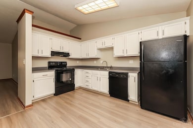 6933 Torrington Dr, Franklin, OH 45005 - photo 7