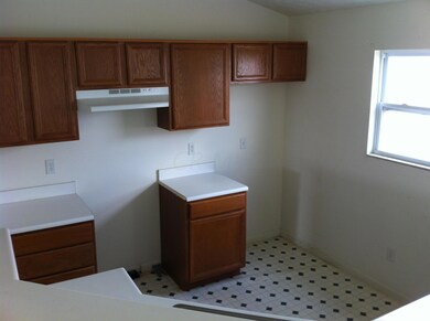 3266 Kady Ln, Columbus, OH 43232 - photo 4