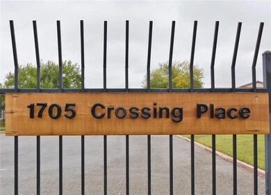 1705 Crossing Place unit 112, Austin, TX 78741 - photo 2