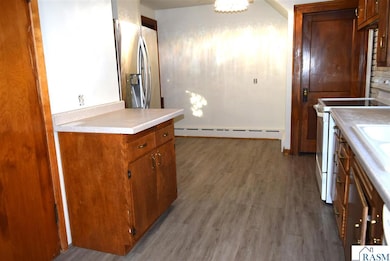 240 Cleveland Ave W, Winnebago, MN 56098 - photo 7