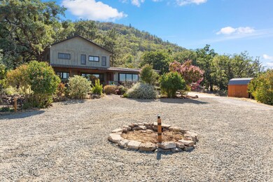 4851 Old Stage Rd, Central Point, OR 97502 - photo 4