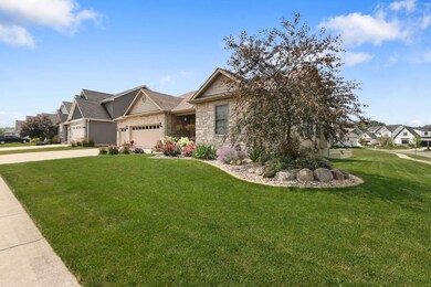 941 Highlands Dr, Crown Point, IN 46307 - photo 2