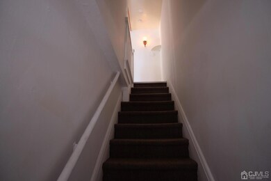 417 Chestnut St unit B, Middlesex, NJ 08846 - photo 2