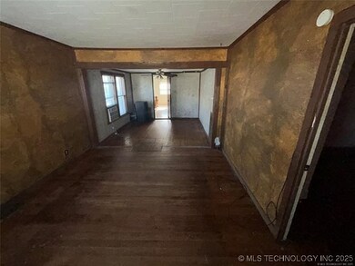 320 W Broadway St, Drumright, OK 74030 - photo 4