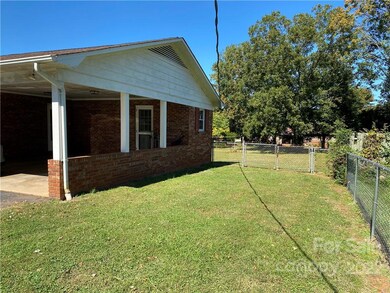 427 Nixon Rd unit 38, Statesville, NC 28625 - photo 7