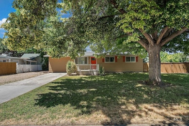 1207 S Juniper St, Nampa, ID 83686 - photo 2