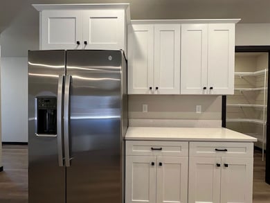 822 Prairie View Dr, West Branch, IA 52358 - photo 5