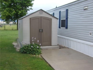 10 Camelot Dr unit 10, Wapakoneta, OH 45895 - photo 5