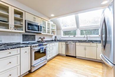 271 Hill And Plain Rd, East Falmouth, MA 02536 - photo 7