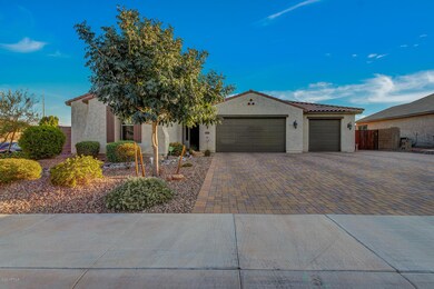Tonto Plus with 3 car garage