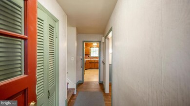 8515 Walter Martz Rd, Frederick, MD 21702 - photo 4