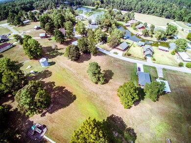 39 Hunters Creek Dr, Huntsville, TX 77340 - photo 6