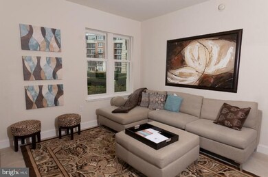 The Ritz-Carlton Residences, Baltimore, MD 21230 - photo 3