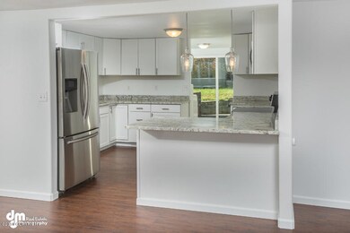 Kitchen_DMD_7025-SMALL