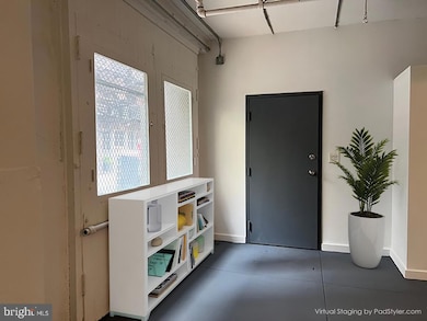 429 N 13th St unit 1B, Philadelphia, PA 19123 - photo 3