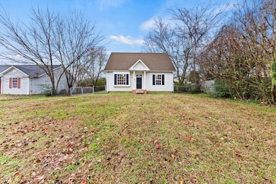 232 Jim Thorpe Dr, Clarksville, TN 37042 - photo 2