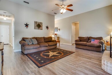 105 Westend Ln, Weatherford, TX 76088 - photo 6