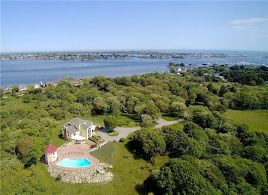 158 Sherman Rd, Wakefield, RI 02879 - photo 2