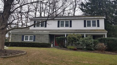 5 Ichabod Ln, Albany, NY 12211 - photo 2