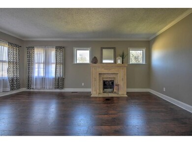 1404 E Holston Ave, Johnson City, TN 37601 - photo 7