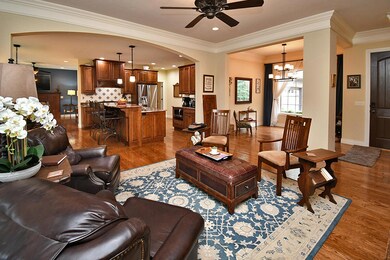 2055 W Stonegate Ln, Nixa, MO 65714 - photo 7