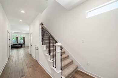 8412 Knox St, Houston, TX 77088 - photo 5