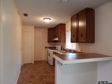 1617 1617 Milam, Tyler, TX 75701 - photo 3