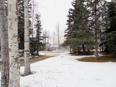 Driveway to Inlet Views in the Front