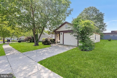 4 Maidstone Place, Southampton, NJ 08088 - photo 3