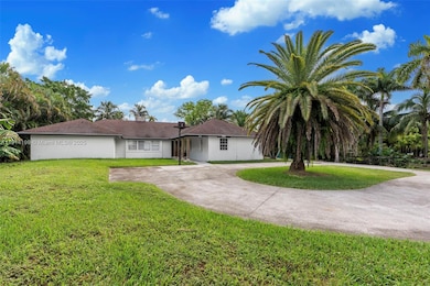 5310 SW 172nd Ave, Southwest Ranches, FL 33331 - photo 6