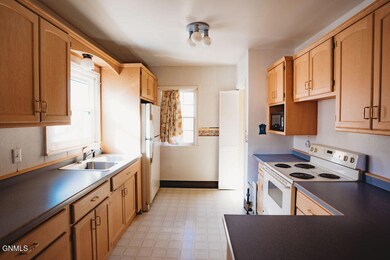 514 3rd Ave SW, Jamestown, ND 58401 - photo 5