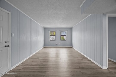 101 Ravenwood Dr unit C, Jacksonville, NC 28546 - photo 4