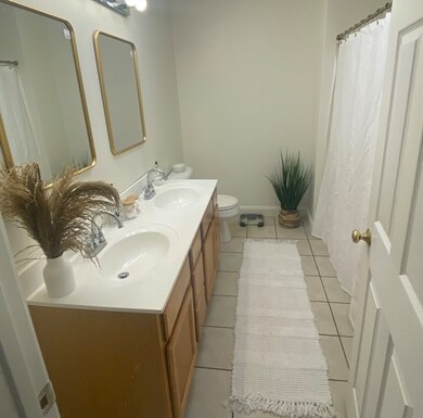 754 Hood St unit 1, Fall River, MA 02720 - photo 5