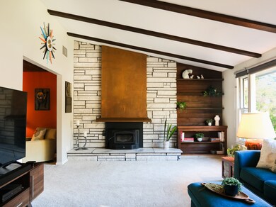 119 Wadhams Rd, Bloomfield, CT 06002 - photo 2