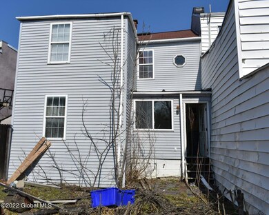 30 Alexander St, Albany, NY 12202 - photo 3